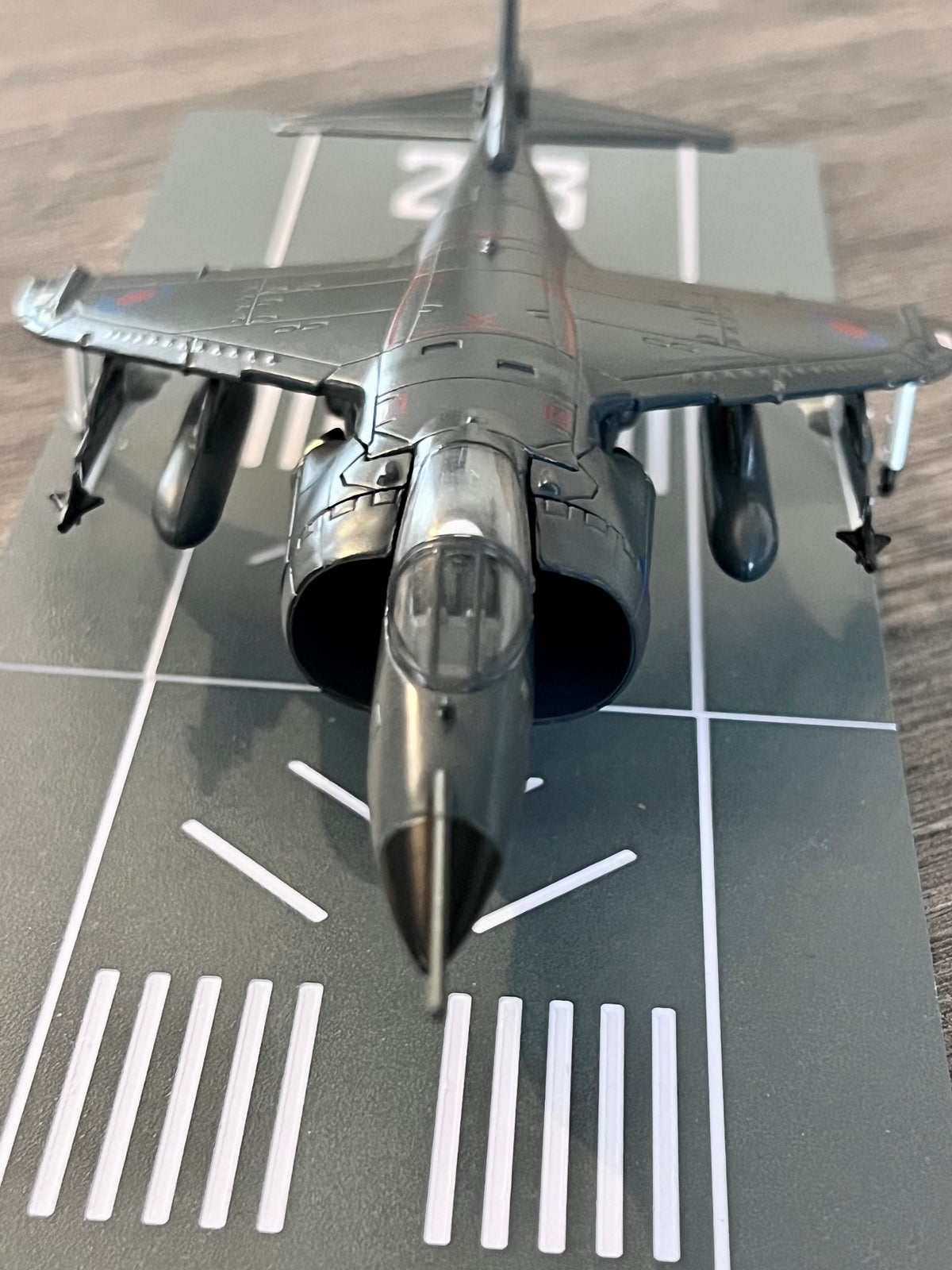 RAF HS BAC Harrier Jump Jet Fighter Model 1:72 scale