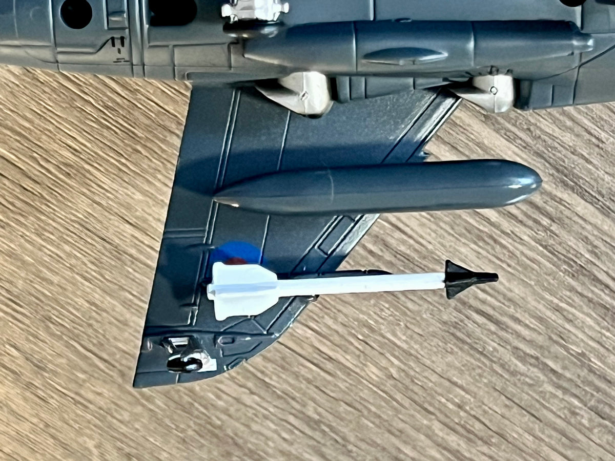 RAF HS BAC Harrier Jump Jet Fighter Model 1:72 scale